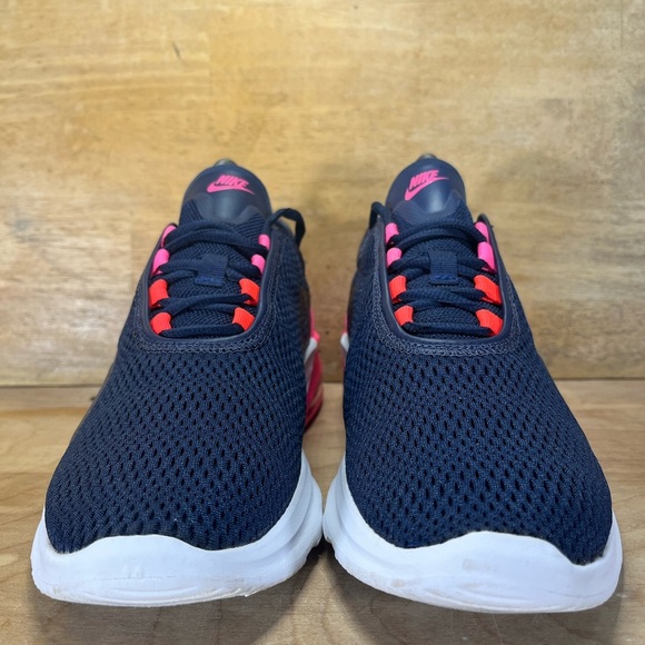Nike Air Max Motion 2 Womens Size 7 Shoes Sneakers Navy Pink Blast CZ7996-400 - Picture 2 of 10